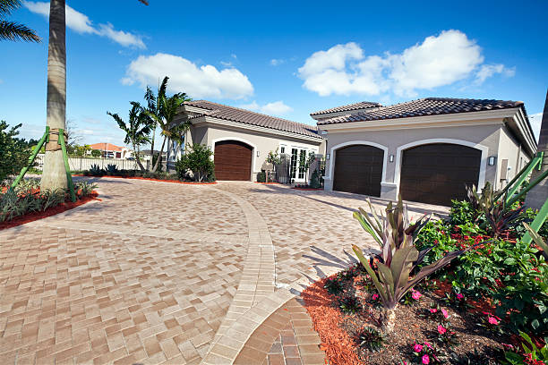 Best Driveway Pavers Contractor  in Pembroke Pines, FL